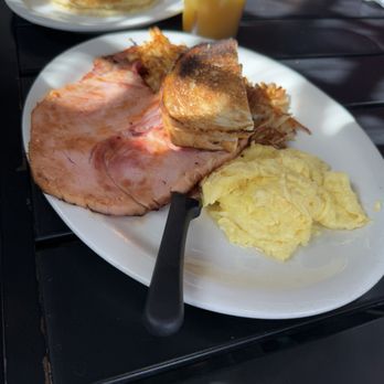 Rock'n Egg Cafe - Breakfast & Brunch Near Me - Los Angeles, California