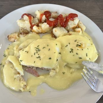 Gema's Cafe - Eggs Benedict - Coffee & Tea Near Me - Beatty, Nevada Gema's Cafe - Eggs Benedict - Coffee & Tea Near Me - Beatty, Nevada