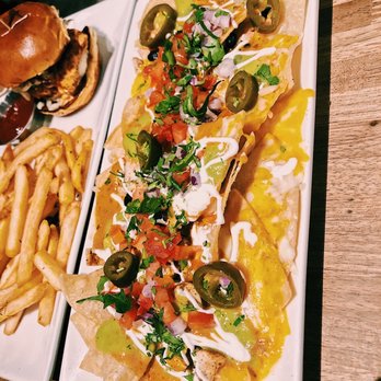 Eureka! - Grilled Chicken Nachos - American Near Me - Berkeley, California Eureka! - Grilled Chicken Nachos - American Near Me - Berkeley, California