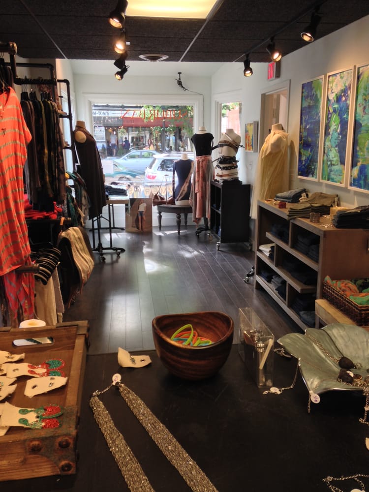 SUBURBAN UNDERGROUND Updated August 2024 426 Main St, Ridgefield