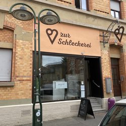 Zur Schleckerei - Eingang von der Landhausstraße