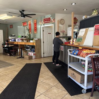 Yeh Yeh's - Inside - Vietnamese Near Me - Lynnwood, Washington