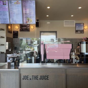 Joe & The Juice - Inside - Juice Bars & Smoothies Near Me - Costa Mesa, California