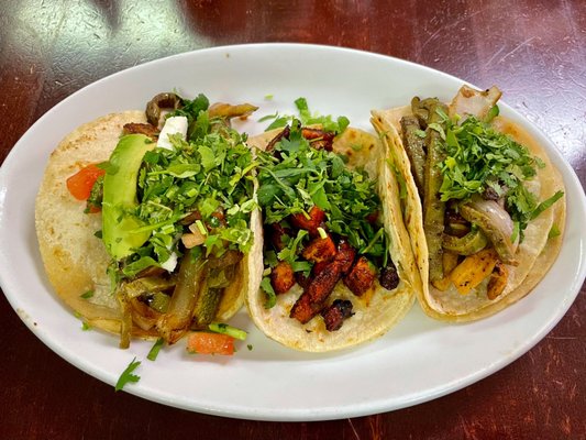 El Toluco Taqueria Restaurant by null