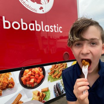 Bobalastic Estacada - Braedan and Orange Chicken - Bubble Tea Near Me - Estacada, Oregon