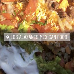 Super Nachos! Fresh chips too! Feeds up to 2 people!