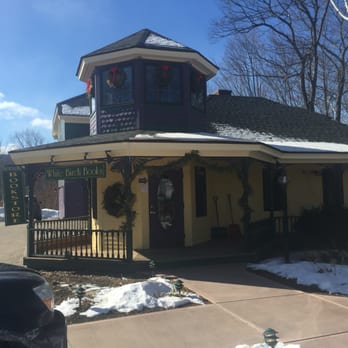White Birch Books - Bookstores Near Me - North Conway, New Hampshire