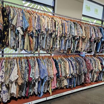 Eco Town - Aloha shirts - Used, Vintage & Consignment Near Me - Honolulu, Hawaii Eco Town - Aloha shirts - Used, Vintage & Consignment Near Me - Honolulu, Hawaii