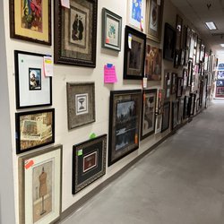 Model Home Clearance Center