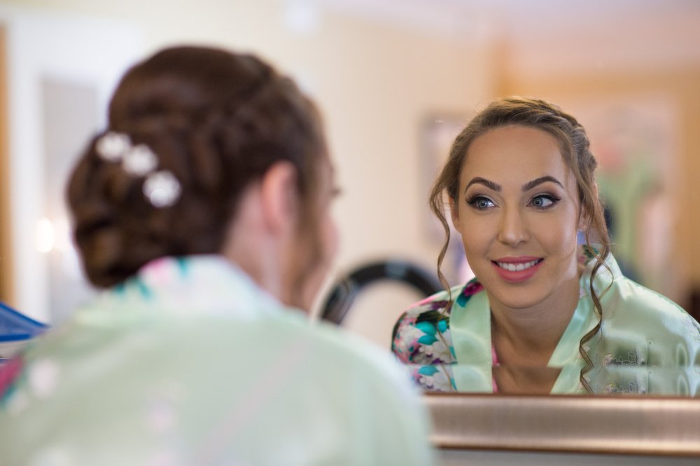 Happy Bridal Makeup Logo