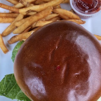 The 202 Tavern - Tavern Blazing Onion Burger and fries - American Near Me - New Preston, Connecticut The 202 Tavern - Tavern Blazing Onion Burger and fries - American Near Me - New Preston, Connecticut