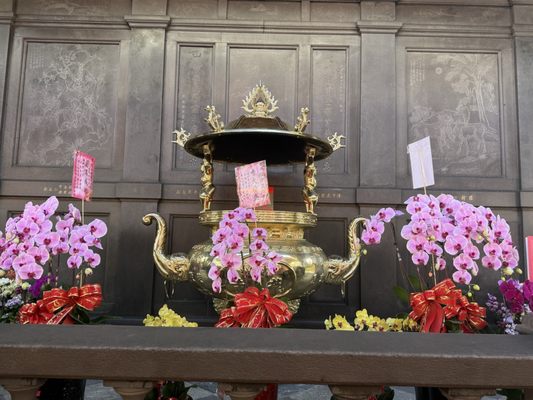 Lungshan Temple by null
