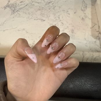 GG Salon - Nail Salons Near Me - Sacramento, California