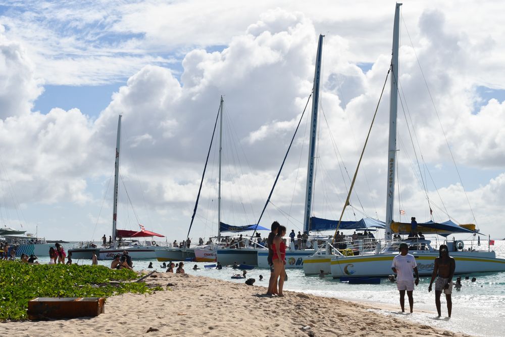 Yoga With Rello Retreats Logo