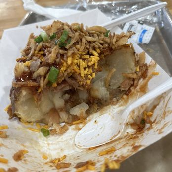 The Q Smokehouse - jackfruit potato and vegan cheese - Barbeque Near Me - Ludington, Michigan