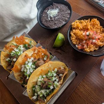 Que Onda Tacos + Tequila - Carne asada tacos - Mexican Near Me - Charlotte, North Carolina Que Onda Tacos + Tequila - Carne asada tacos - Mexican Near Me - Charlotte, North Carolina