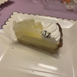 Lemon yuzu tart Lemon yuzu tart