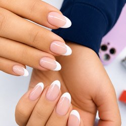 La Brea Nails