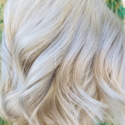 Platinum blonde, modern cut