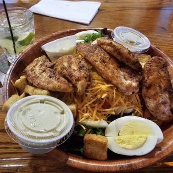 Lucky's Sports Shack - Blackened chicken salad with jalapeno ranch dressing - American Near Me - Cayce, South Carolina Lucky's Sports Shack - Blackened chicken salad with jalapeno ranch dressing - American Near Me - Cayce, South Carolina