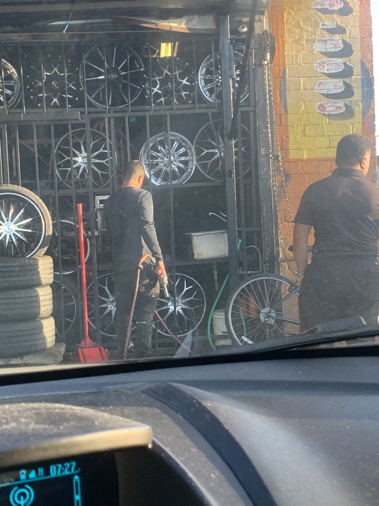 TONY’S TIRES Updated August 2024 26 Reviews 3203 W Jefferson Blvd