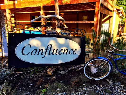 Confluence Winery by null