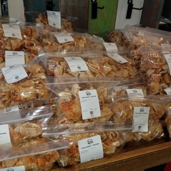 Exxon Shop Rite - a display of baked goods - Tobacco Shops Near Me - Rayne, Louisiana Exxon Shop Rite - a display of baked goods - Tobacco Shops Near Me - Rayne, Louisiana