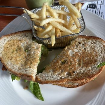 Le Café Station Grill - Avocado BLT - Breakfast & Brunch Near Me - Chicago, Illinois Le Café Station Grill - Avocado BLT - Breakfast & Brunch Near Me - Chicago, Illinois