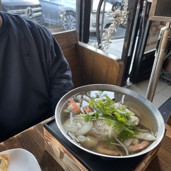 It's Pho - Vietnamese Near Me - Los Angeles, California