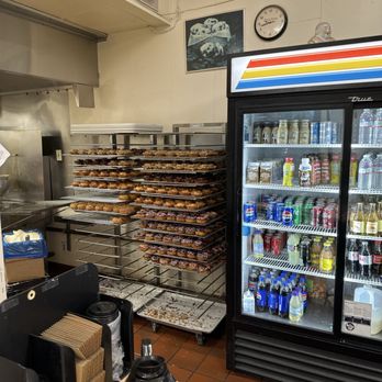 Donut Queen - Donuts Near Me - Vacaville, California Donut Queen - Donuts Near Me - Vacaville, California