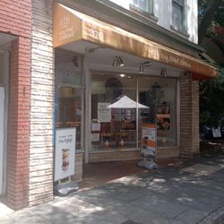 Second Sunday on King Street - Nice to pop into so many stores on King during 2nd Sunday without having to worry about traffic from cars (only pedestrian traffic afoot)!