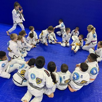 Binda Jiu Jitsu - Brazilian Jiu-jitsu Near Me - Haverhill, Massachusetts Binda Jiu Jitsu - Brazilian Jiu-jitsu Near Me - Haverhill, Massachusetts