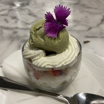Artizen - Strawberry Matcha parfait - Cafes Near Me - Honolulu, Hawaii
