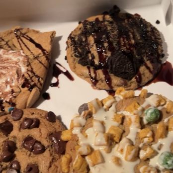 The Cookie Connect - Cap'ns Berry'd Treasure Cookies 'N' Cream The Classic S'mores - Desserts Near Me - Bloomfield, New Jersey The Cookie Connect - Cap'ns Berry'd Treasure Cookies 'N' Cream The Classic S'mores - Desserts Near Me - Bloomfield, New Jersey