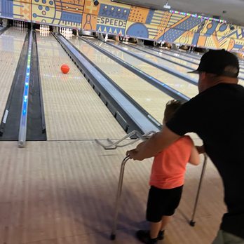 Sunrise Lanes - Bowling Near Me - Saint Petersburg, Florida