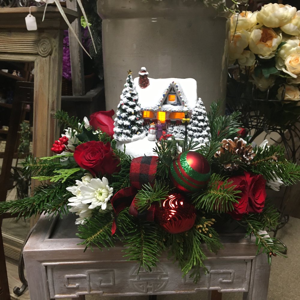 Akard Florist - Christmas cen - Florists Near Me - Woodward, Oklahoma