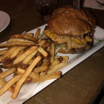 Boomer's Grill - Burger - Sports Bars Near Me - Murphy, Texas