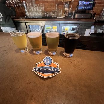 Petoskey Brewing - Standard flight and picture - Pubs Near Me - Petoskey, Michigan