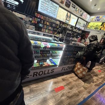 STIIIZY - Union Square - Cannabis Dispensaries Near Me - San Francisco, California STIIIZY - Union Square - Cannabis Dispensaries Near Me - San Francisco, California