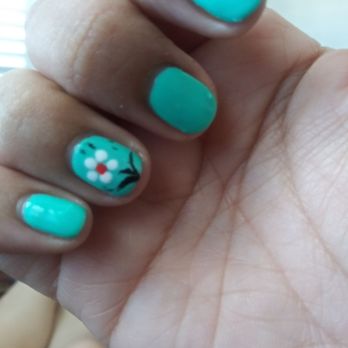Total Nails & Spa - $5 flower that she just literally made 3 ugly lines and some smears across the top. - Waxing Near Me - San Bernardino, California Total Nails & Spa - $5 flower that she just literally made 3 ugly lines and some smears across the top. - Waxing Near Me - San Bernardino, California