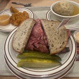 Pastrami/corn beef sandwich Pastrami/corn beef sandwich