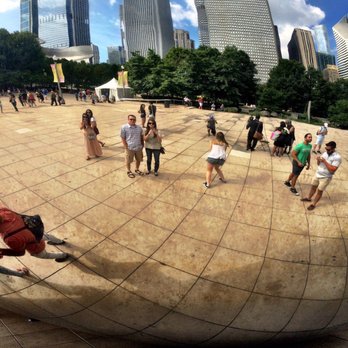 Cloud Gate - Can you spot us? - Public Art Near Me - Chicago, Illinois
