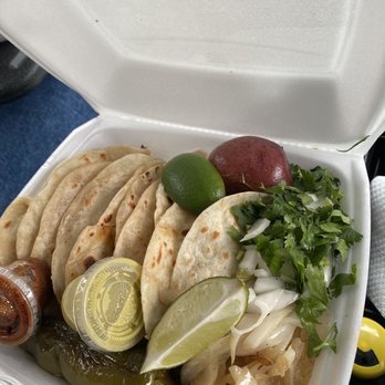 Taqueria Doña Elva - Tacos de barbacoa and fajita, the barbacoa is really good has lots of flavor with the flower tortilla best combo, the fajita is ok - Mexican Near Me - Dallas, Texas Taqueria Doña Elva - Tacos de barbacoa and fajita, the barbacoa is really good has lots of flavor with the flower tortilla best combo, the fajita is ok - Mexican Near Me - Dallas, Texas