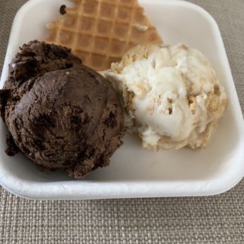 Jeni's Splendid Ice Creams - They look bigger here, but this was two 1/2 scoops for ~$8. Texas Sheet Cake (DF) on left and Gooey Butter Cake on right. - Ice Cream & Frozen Yogurt Near Me - Richmond, Virginia Jeni's Splendid Ice Creams - They look bigger here, but this was two 1/2 scoops for ~$8. Texas Sheet Cake (DF) on left and Gooey Butter Cake on right. - Ice Cream & Frozen Yogurt Near Me - Richmond, Virginia