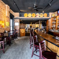Bourbons Bistro - The Bourbons Bistro bar area
