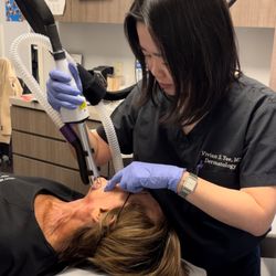 Long Island Dermatology - Dr. Vivian Yee performing Ultraclear Laser