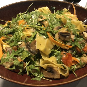 Mangia Napoli - Pappardelle (Shrimp) Scampi Primavera: nailed both presentation and quality!! - Italian Near Me - Elmhurst, Illinois Mangia Napoli - Pappardelle (Shrimp) Scampi Primavera: nailed both presentation and quality!! - Italian Near Me - Elmhurst, Illinois