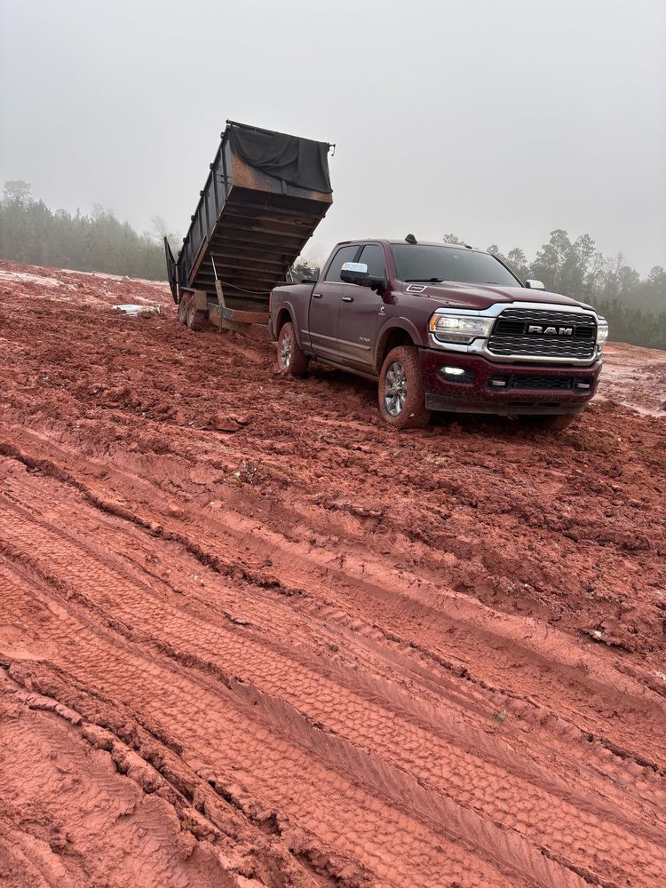 Slide of Everest Construction Services