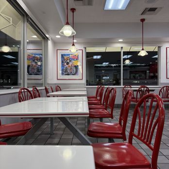 In-N-Out Burger - Interior seating - Burgers Near Me - Las Vegas, Nevada