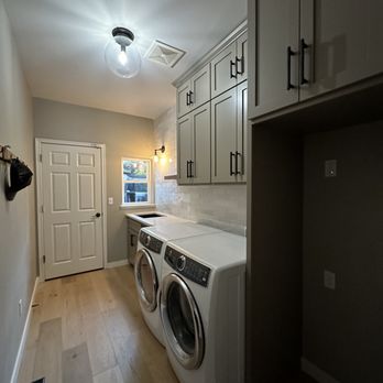 Balas Construction - Custom laundry room - General Contractors Near Me Balas Construction - Custom laundry room - General Contractors Near Me